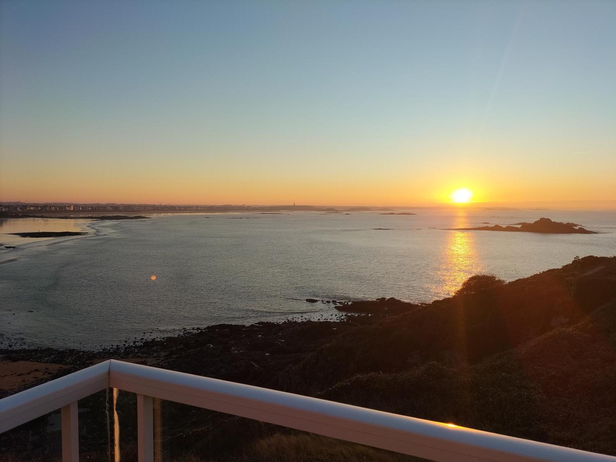圣马洛Le Cezembre - Vue 180 Baie St Malo别墅 外观 照片